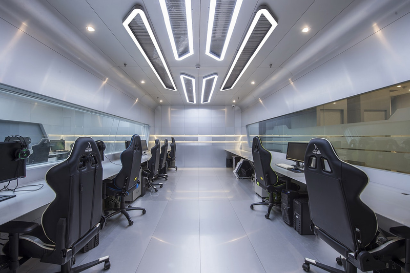 Illustration for article titled Chinese Esports Team Has An Amazing Training FacilityÂ